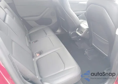 2024 Tesla Model Y Long Range Dual Motor All-Wheel Drive z USA, uszkodzony, nr VIN 7SAYGDEE5RA255705